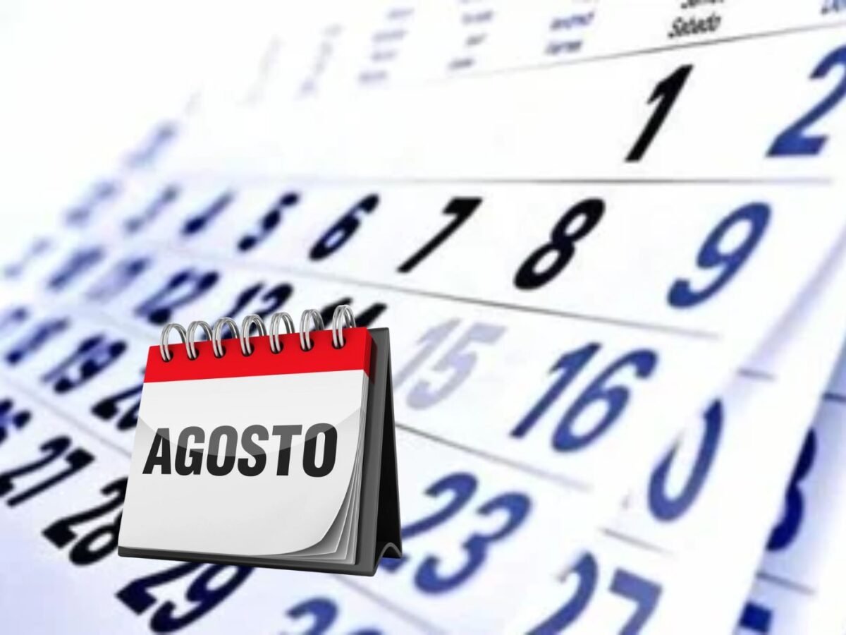 Festivos universitarios agosto